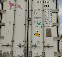 52072